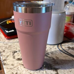26 oz yeti cup